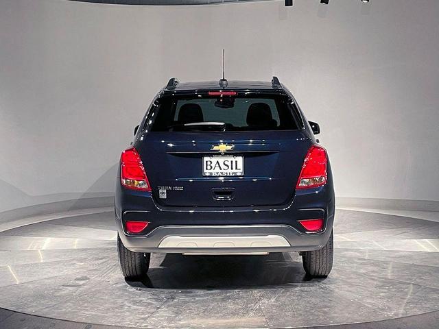 Photo of 2022 Midnight Blue Metallic Chevrolet Trax