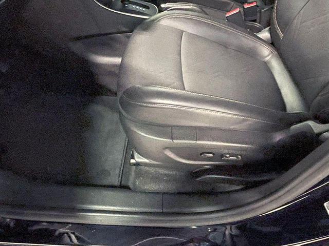 Photo of 2022 Midnight Blue Metallic Chevrolet Trax