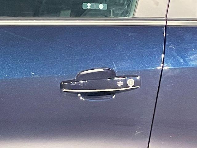 Photo of 2022 Midnight Blue Metallic Chevrolet Trax
