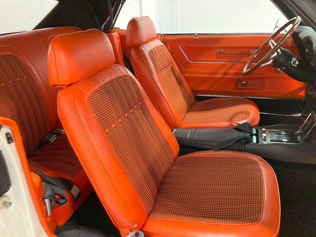 Photo of 1969 White Chevrolet Camaro