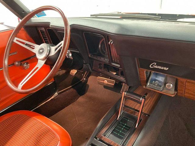Photo of 1969 White Chevrolet Camaro
