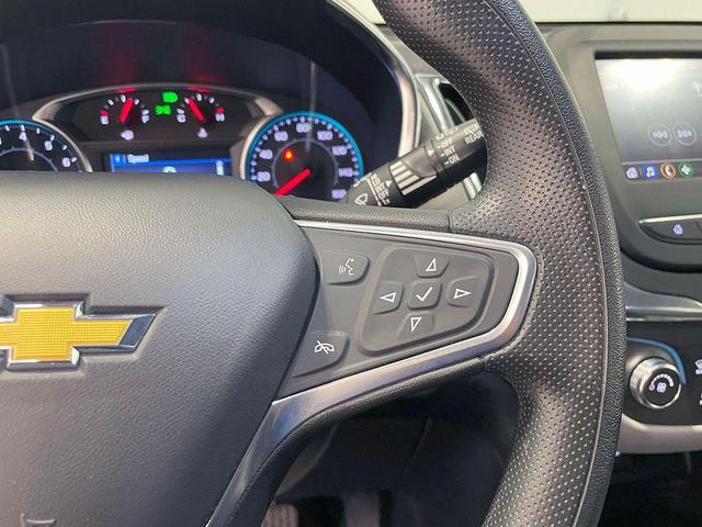 Photo of 2022 Blue Glow Metallic Chevrolet Equinox
