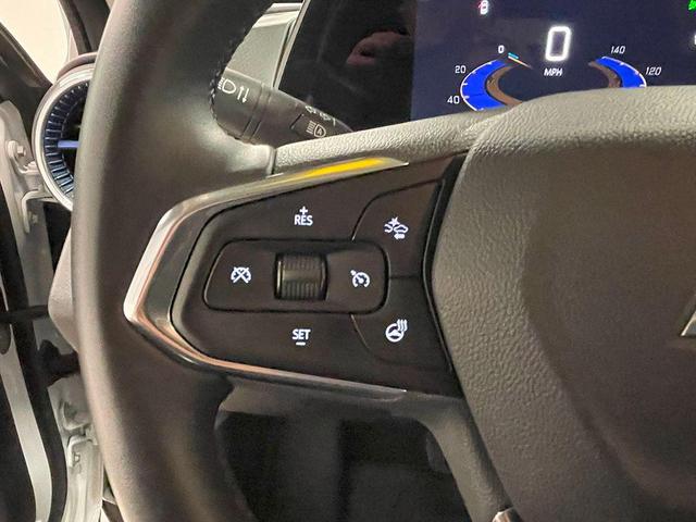 Photo of 2024 Summit White Chevrolet Trax