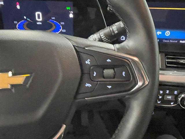 Photo of 2024 Summit White Chevrolet Trax