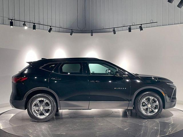 Photo of 2024 Black Chevrolet Blazer