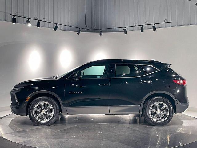Photo of 2024 Black Chevrolet Blazer