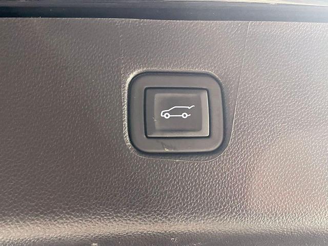 Photo of 2024 Black Chevrolet Blazer