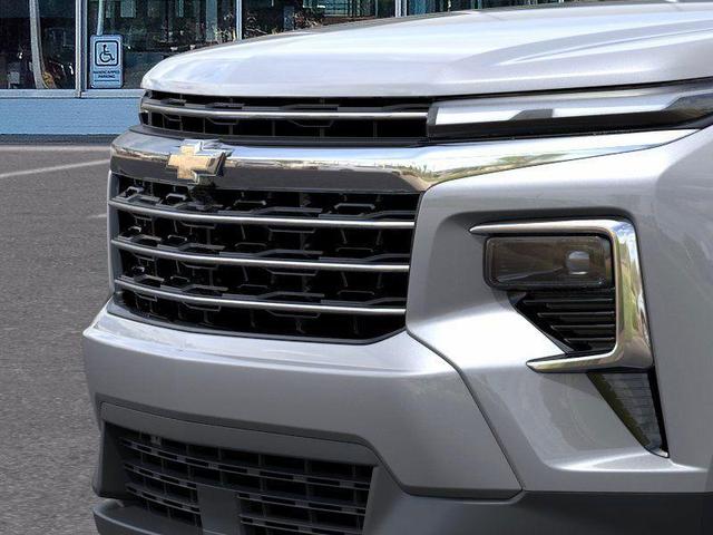 Photo of 2025 Sterling Gray Metallic Chevrolet Traverse