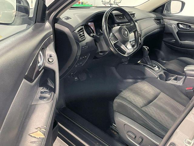 Photo of 2020 Gun Metallic Nissan Rogue
