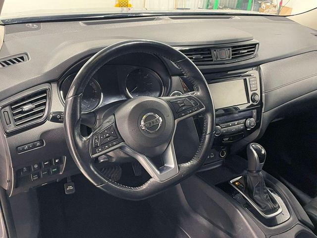 Photo of 2020 Gun Metallic Nissan Rogue
