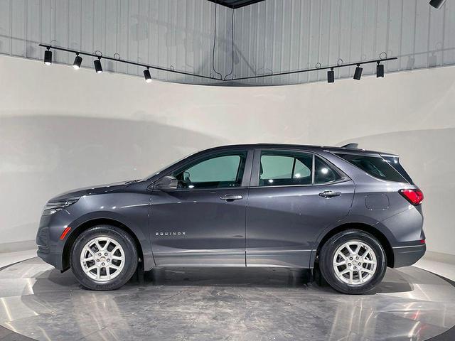 Photo of 2022 Gray Chevrolet Equinox