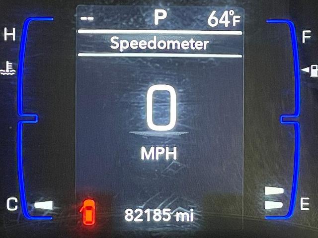 Photo of 2018 Bright White Clearcoat Chrysler Pacifica
