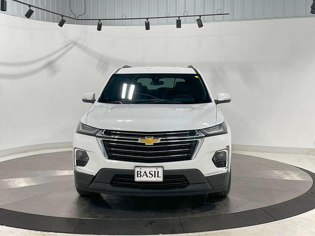 Photo of 2023 Summit White Chevrolet Traverse