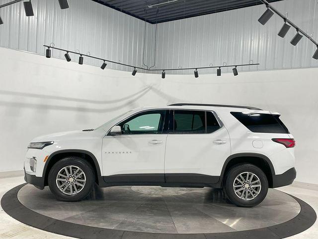 Photo of 2023 Summit White Chevrolet Traverse