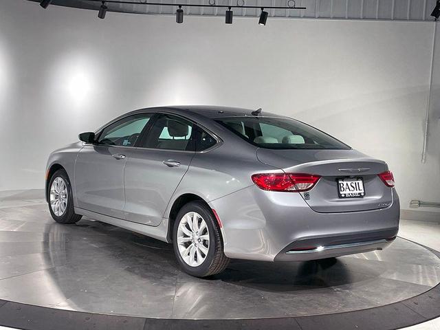 Photo of 2015 Billet Silver Metallic Clearcoat Chrysler 200