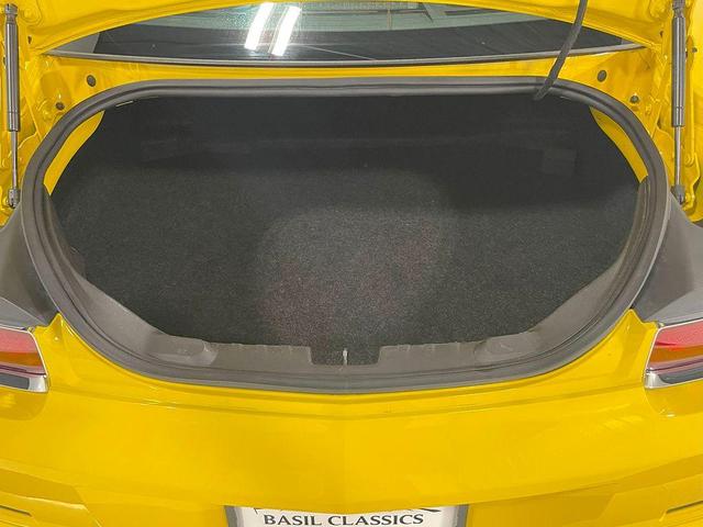 Photo of 2010 Rally Yellow Chevrolet Camaro