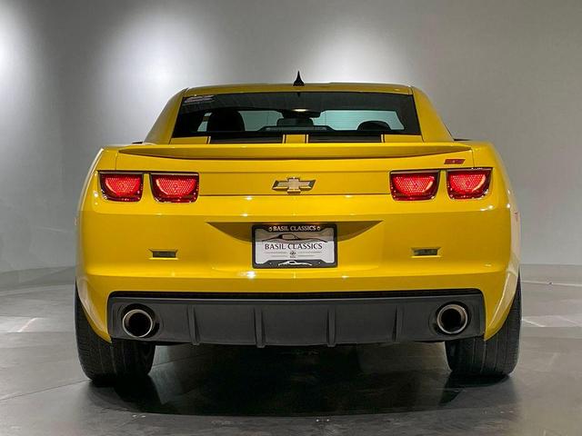 Photo of 2010 Rally Yellow Chevrolet Camaro
