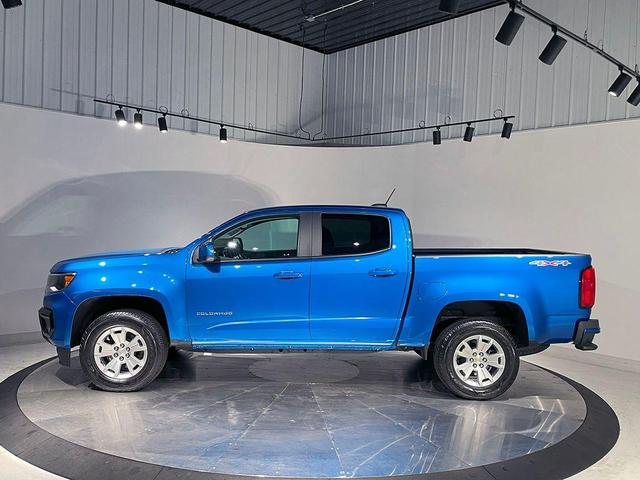 Photo of 2022 Bright Blue Metallic Chevrolet Colorado