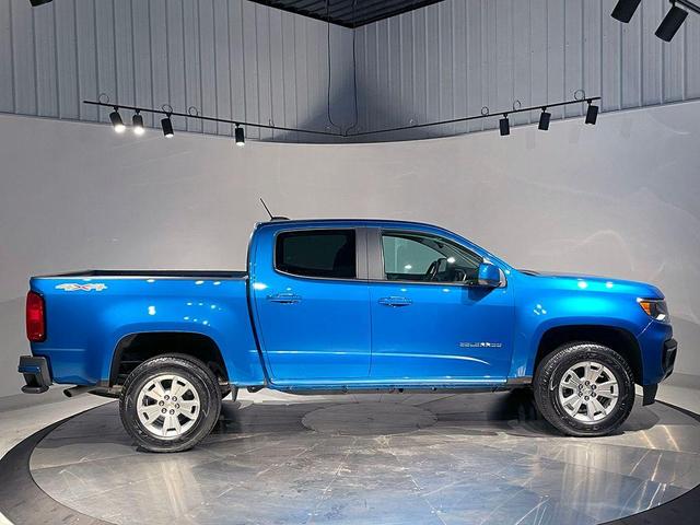 Photo of 2022 Bright Blue Metallic Chevrolet Colorado
