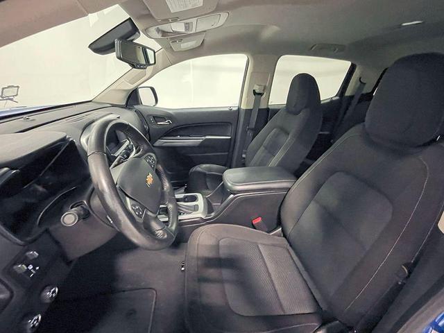 Photo of 2022 Bright Blue Metallic Chevrolet Colorado