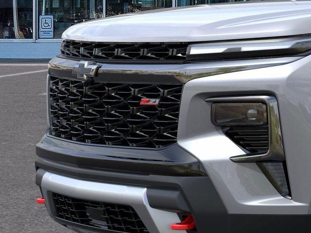 Photo of 2025 Sterling Gray Metallic Chevrolet Traverse