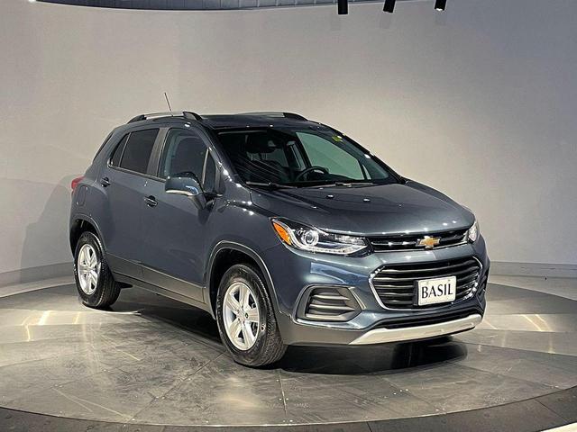 Photo of 2022 Shadow Gray Metallic Chevrolet Trax