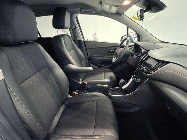 Photo of 2022 Shadow Gray Metallic Chevrolet Trax