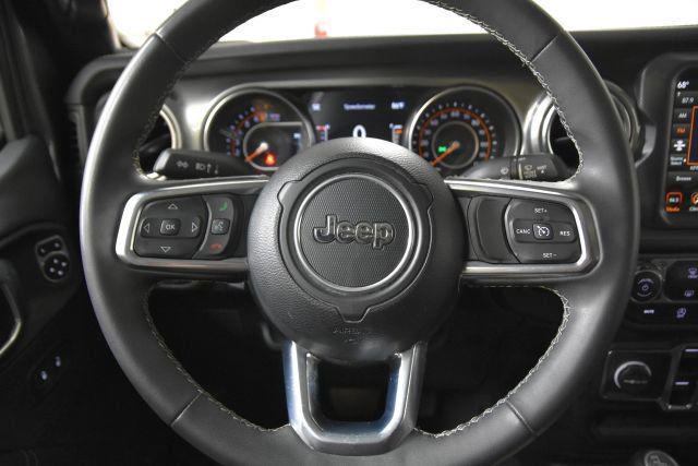 Photo of 2023 Granite Crystal Metallic Clearcoat Jeep Gladiator