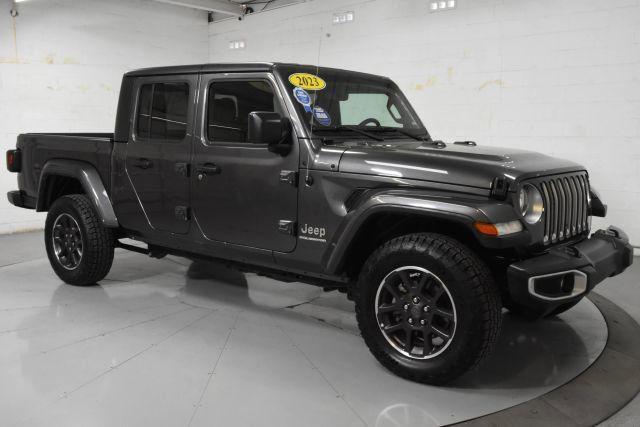 Photo of 2023 Granite Crystal Metallic Clearcoat Jeep Gladiator