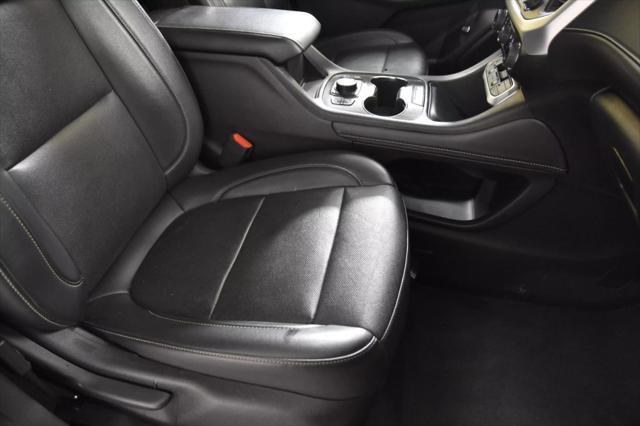 Photo of 2023 Ebony Twilight Metallic GMC Acadia