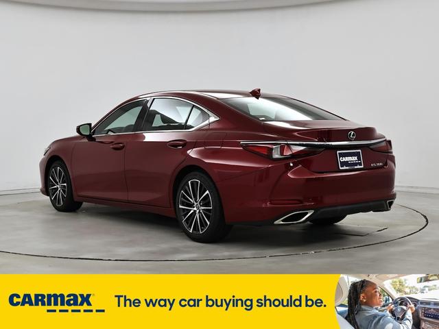 Photo of 2022 Red Lexus ES 350