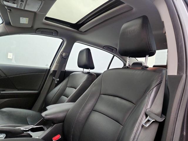 Photo of 2014 Gray Honda Accord