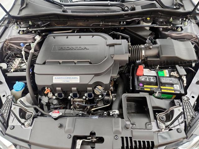 Photo of 2014 Gray Honda Accord