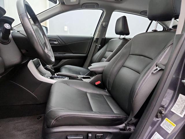 Photo of 2014 Gray Honda Accord