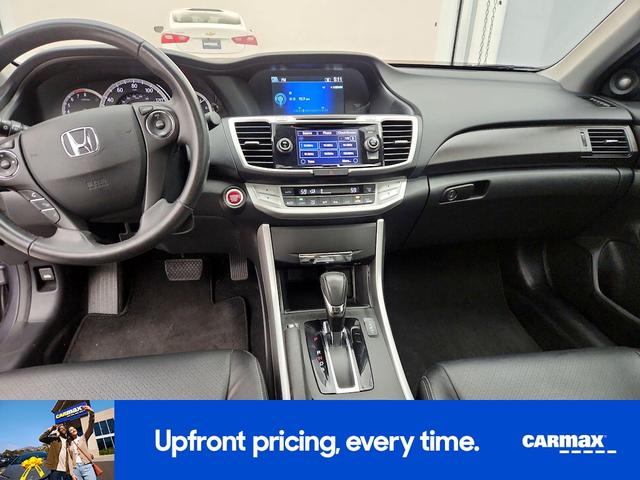 Photo of 2014 Gray Honda Accord