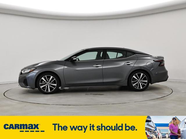 Photo of 2020 Gray Nissan Maxima