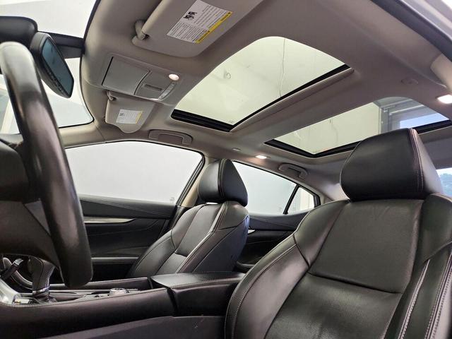 Photo of 2020 Gray Nissan Maxima