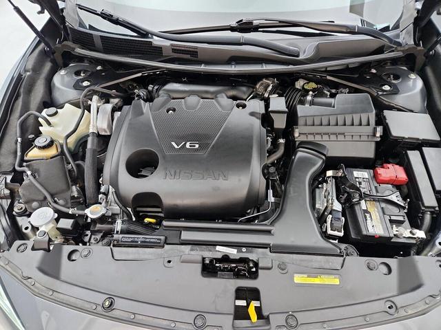 Photo of 2020 Gray Nissan Maxima