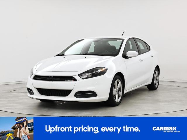 Photo of 2016 White Dodge Dart