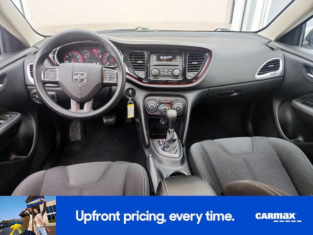 Photo of 2016 White Dodge Dart