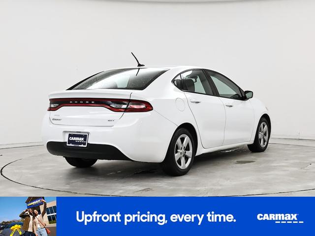 Photo of 2016 White Dodge Dart