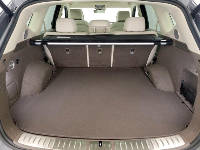 Photo of 2022 Gray Genesis GV80