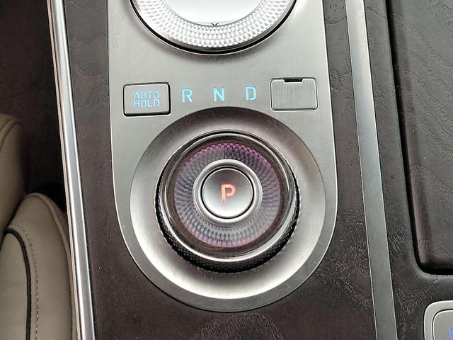 Photo of 2022 Gray Genesis GV80