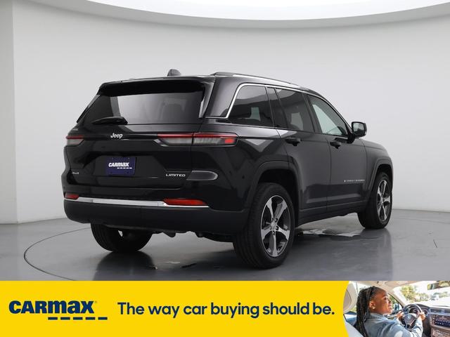 Photo of 2023 Black Jeep Grand Cherokee