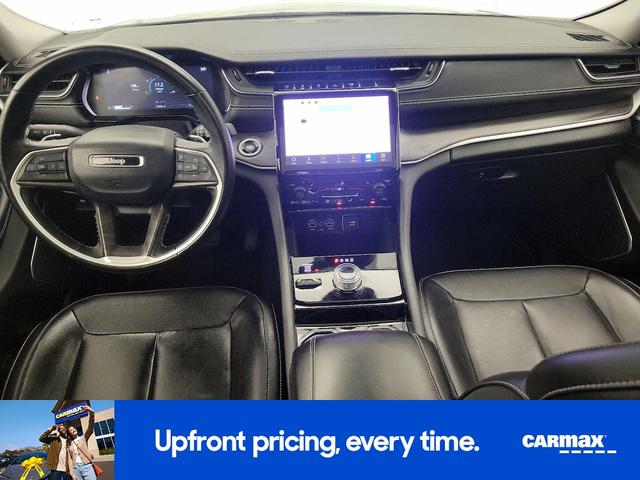 Photo of 2022 Gray Jeep Grand Cherokee