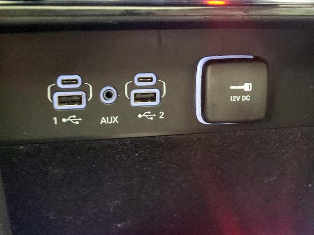 Photo of 2022 Gray Jeep Grand Cherokee