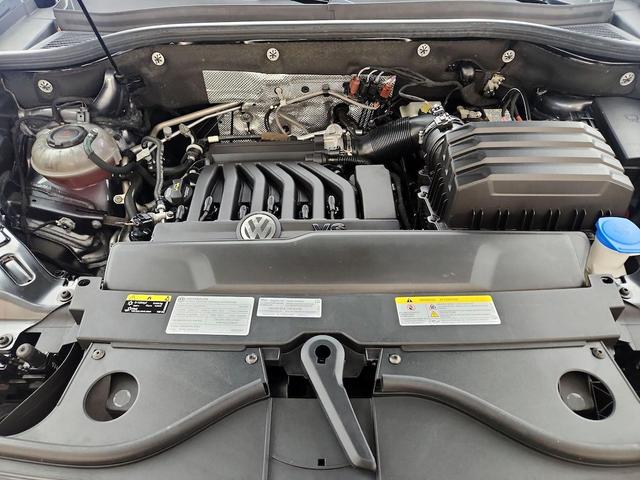 Photo of 2021 Gray Volkswagen Atlas