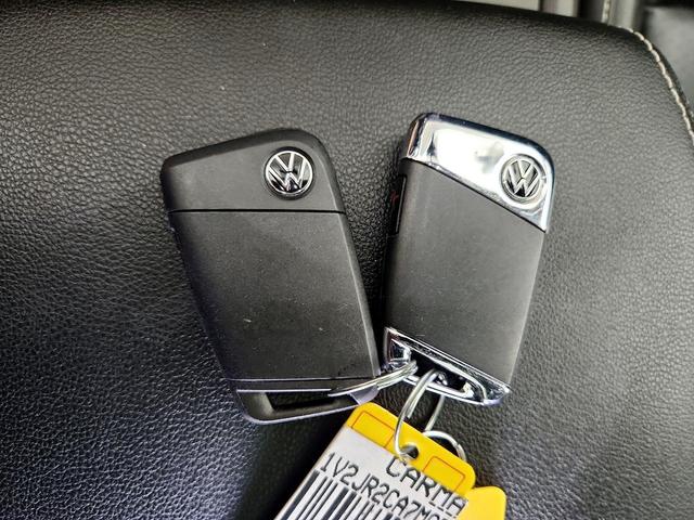 Photo of 2021 Gray Volkswagen Atlas