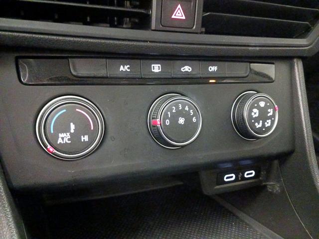 Photo of 2021 Black Volkswagen Jetta