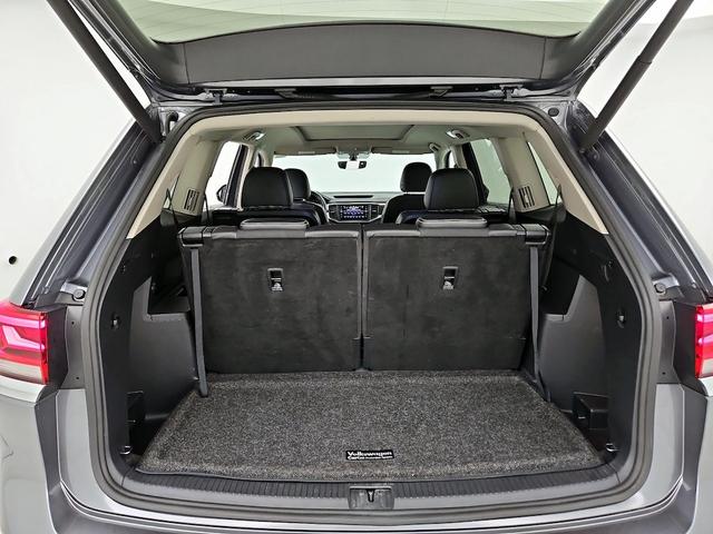 Photo of 2021 Gray Volkswagen Atlas